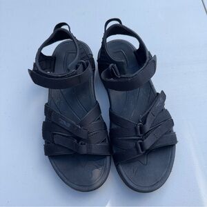Black tevas sandals